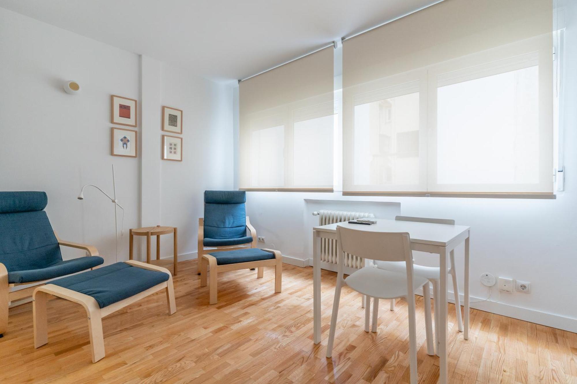 Cozy And Bright-1Bedroom 1Bathroom-Las Letras Madrid Esterno foto
